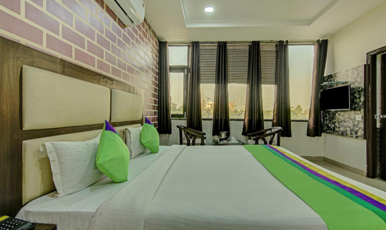 Treebo Trend Benz Chandigarh Exterior photo