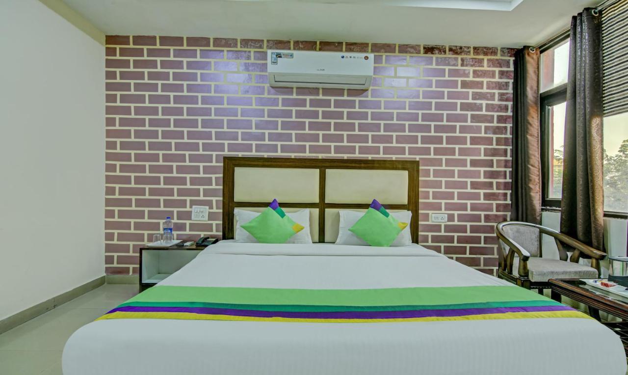 Treebo Trend Benz Chandigarh Exterior photo