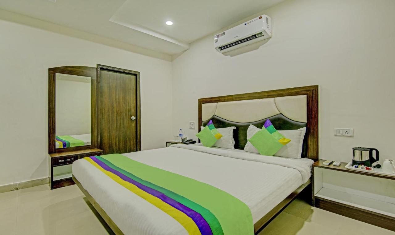 Treebo Trend Benz Chandigarh Exterior photo